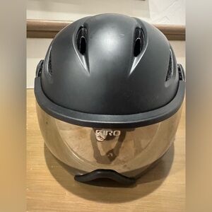 Giro ski kids helmet size medium color black. Good conditions
